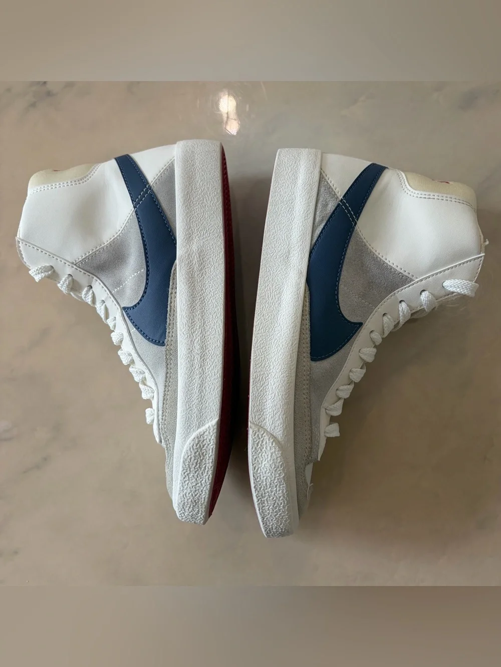 Nike Blazer Mid 77’ (GS) Sail Diffused Blue Sneaker.